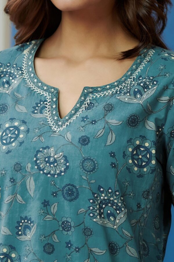 TEAL BLUE FLORAL PRINTED STRAIGHT KURTI - Image 5